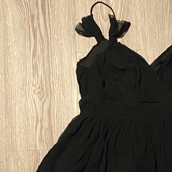 Club Monaco, flowy black silk dress - Picture 4 of 4